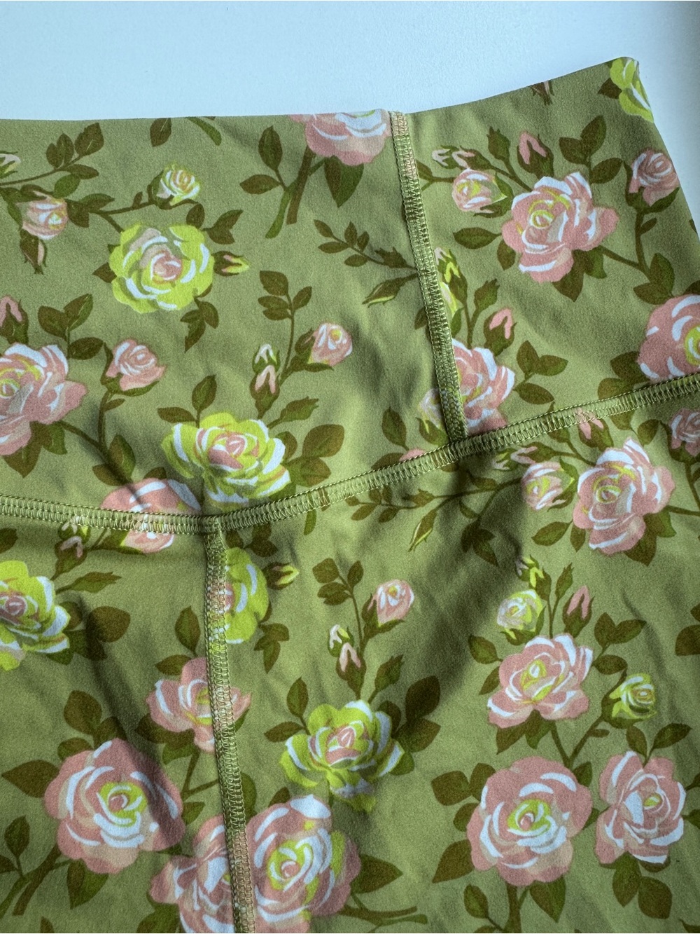 Popflex biker shorts - green with flowers - Size L - Picture 5 of 6